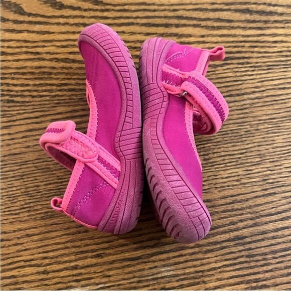 OOMPHIES Toddler Girl Size 8 Mary Jane Style Shoes Pink - Picture 3 of 6